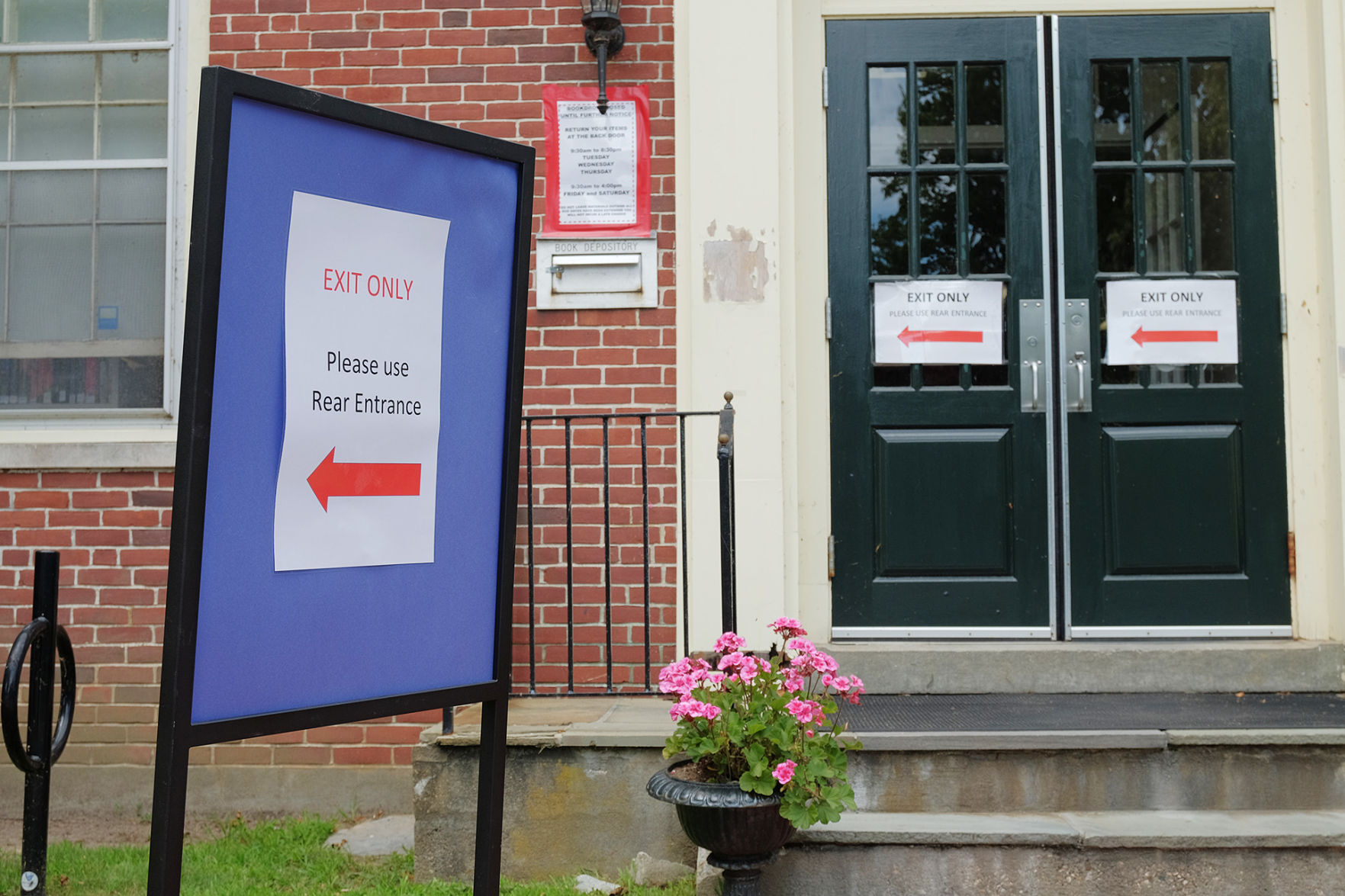 Sandwich Public Library Re-Opens